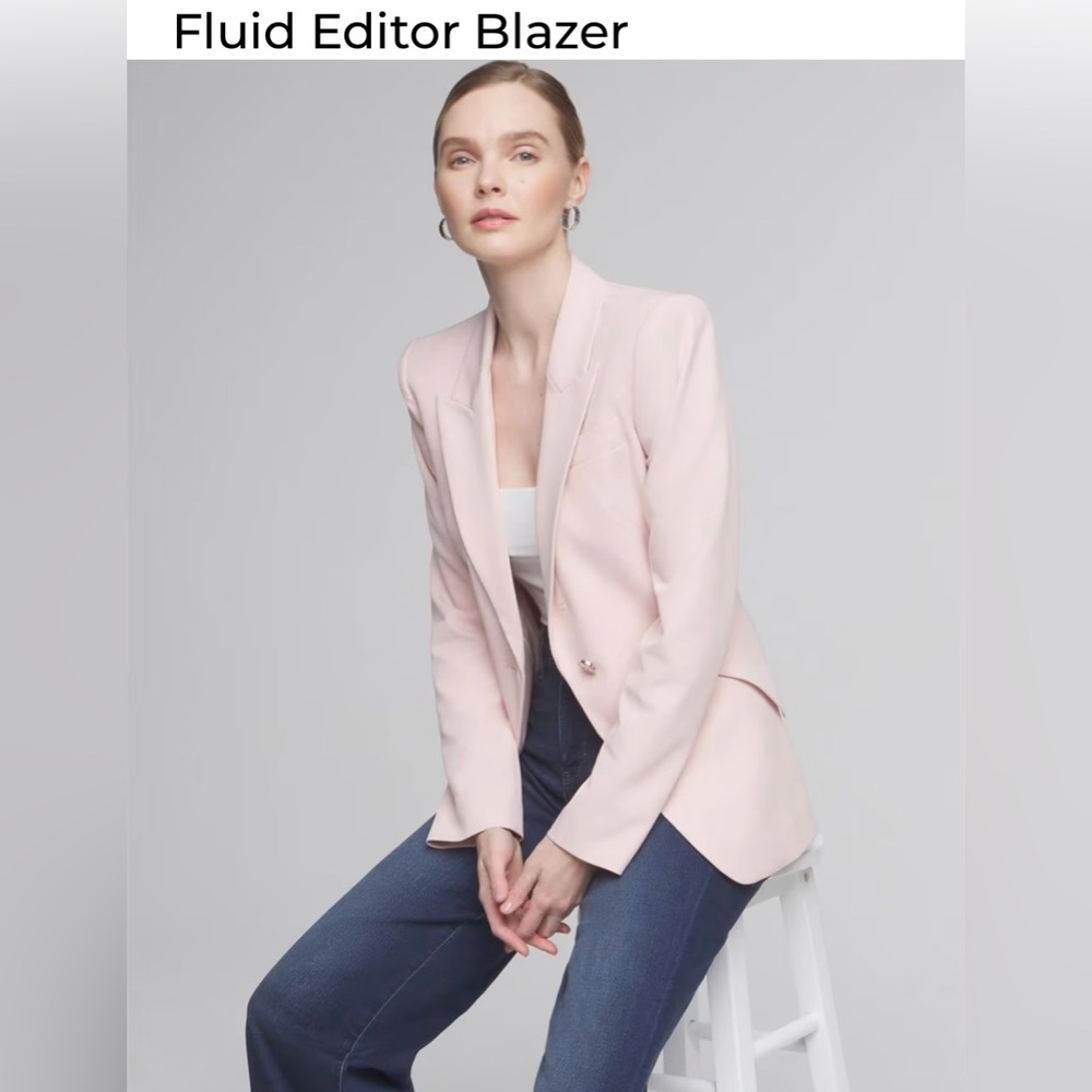 🆕 White House Black Market Editor Fluid blazer in light pink size 4